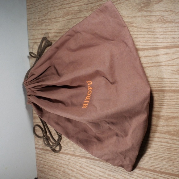 Hirofu Brown Drawstring Storage Dust Bag Sized 16 x 18.5-inch - Picture 1 of 7
